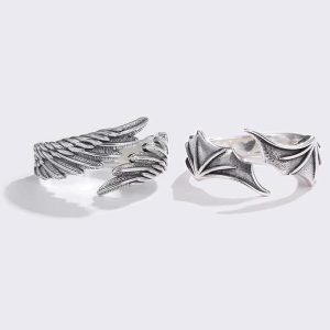 cincin motif sayap